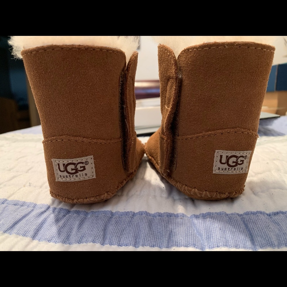 Baby uggs - Picture 4 of 4